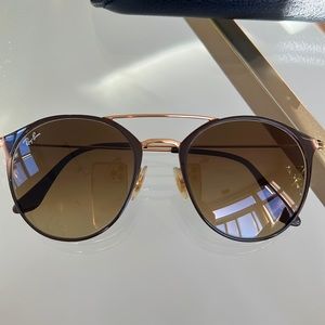 Ray-Ban Aviator Sunglasses